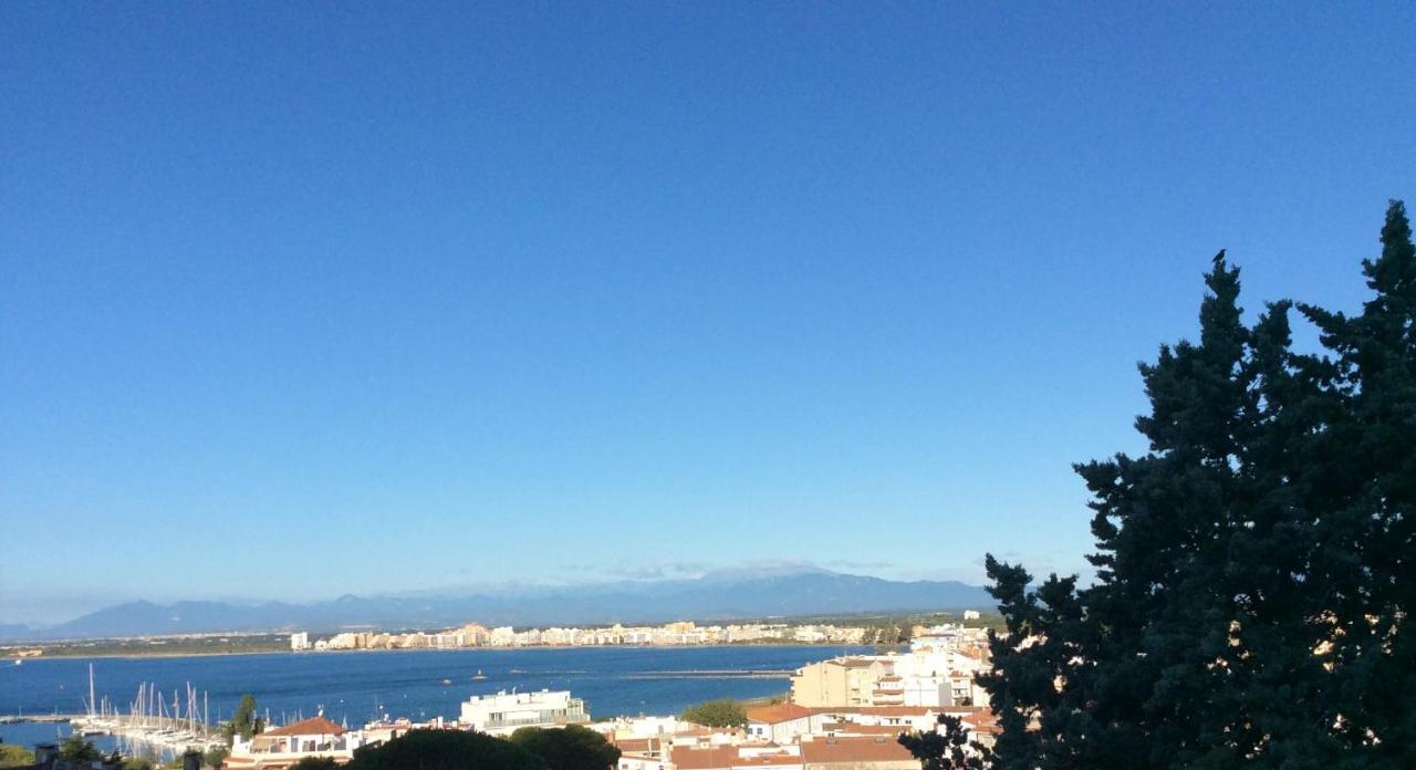 Bel Appartement Vue Mer Roses Esterno foto